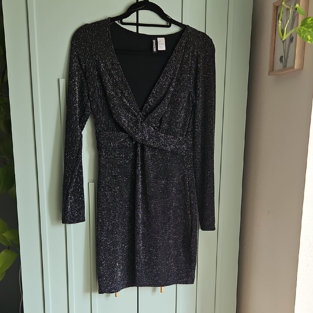 Elegant Black Glitter Dress